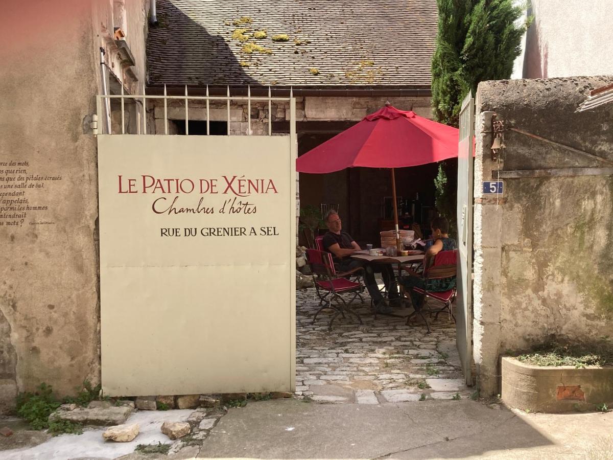 Bed and Breakfast Le patio de Xénia La Charité-sur-Loire Esterno foto