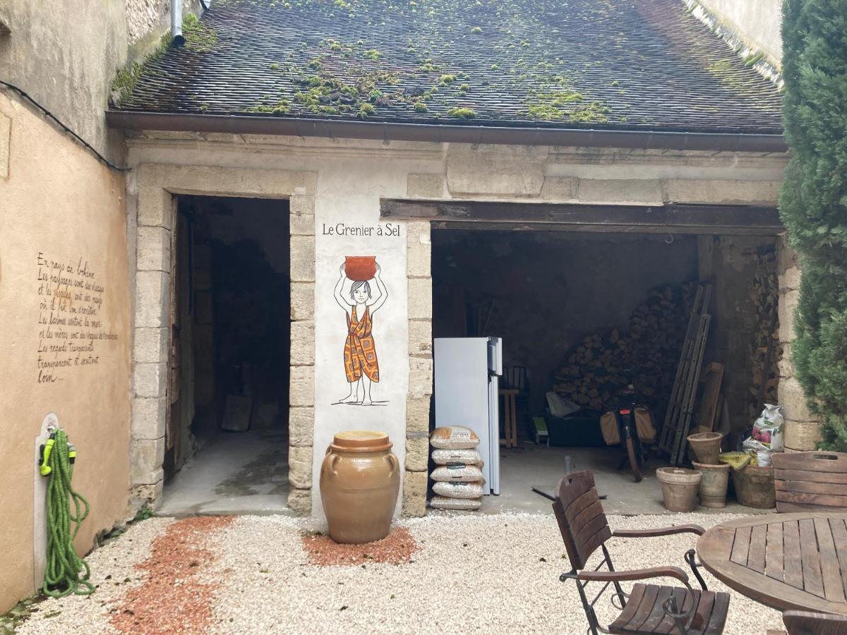 Bed and Breakfast Le patio de Xénia La Charité-sur-Loire Esterno foto